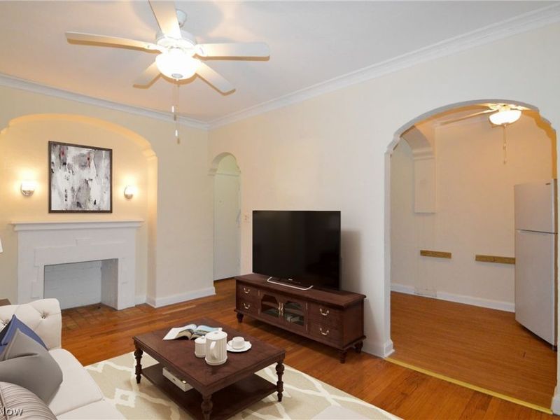 2830 E 130th Street, Unit 18R, Cleveland, OH 44120 Photo 2