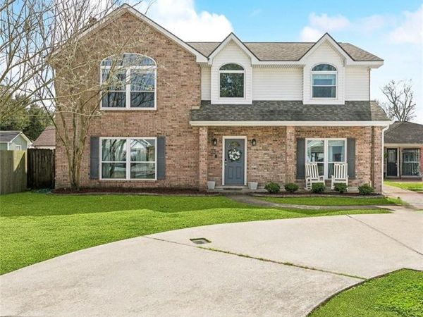 15 PINTO Lane, St Rose, LA 70087