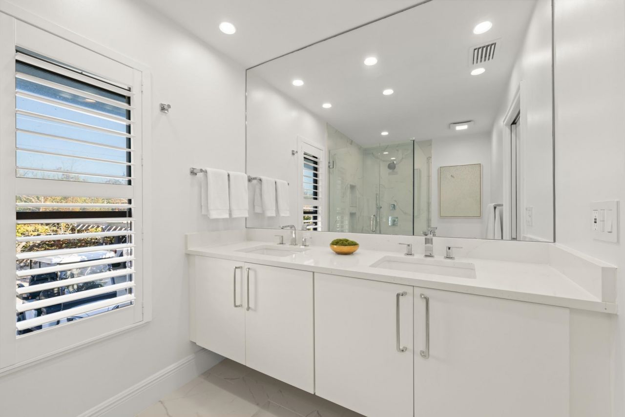 19 Beach Homes, Unit ., Captiva, FL 33924 Photo