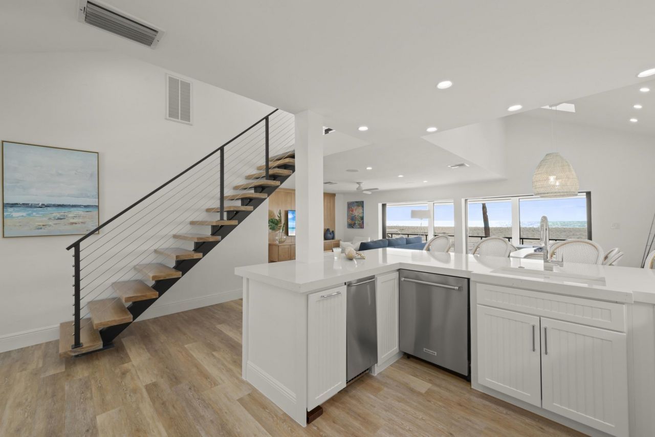 19 Beach Homes, Unit ., Captiva, FL 33924 Photo