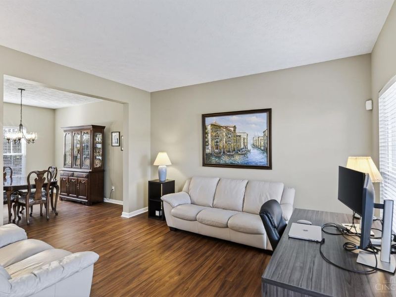 5466 Gwendolyn Ridge, Delhi Twp, OH 45238 Photo 10