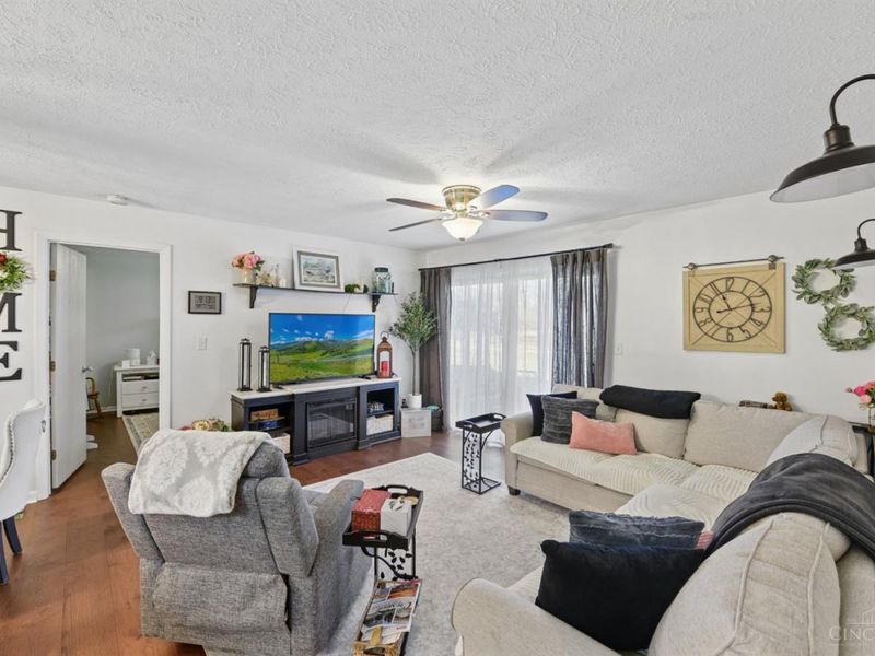 5986 Meadow Creek Drive, Unit 2, Milford, OH 45150 Photo 3