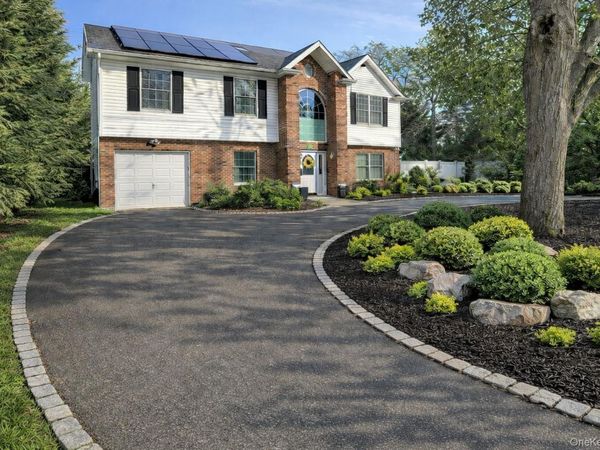 1295 Wilson Place, West Islip, NY 11795