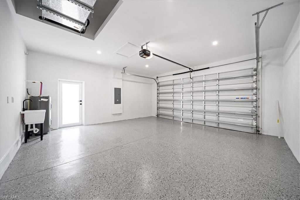 2724 NW 21st St, Cape Coral, FL 33993 Photo