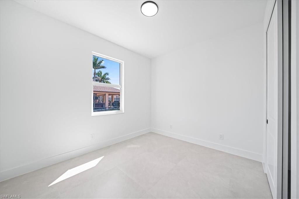 2724 NW 21st St, Cape Coral, FL 33993 Photo