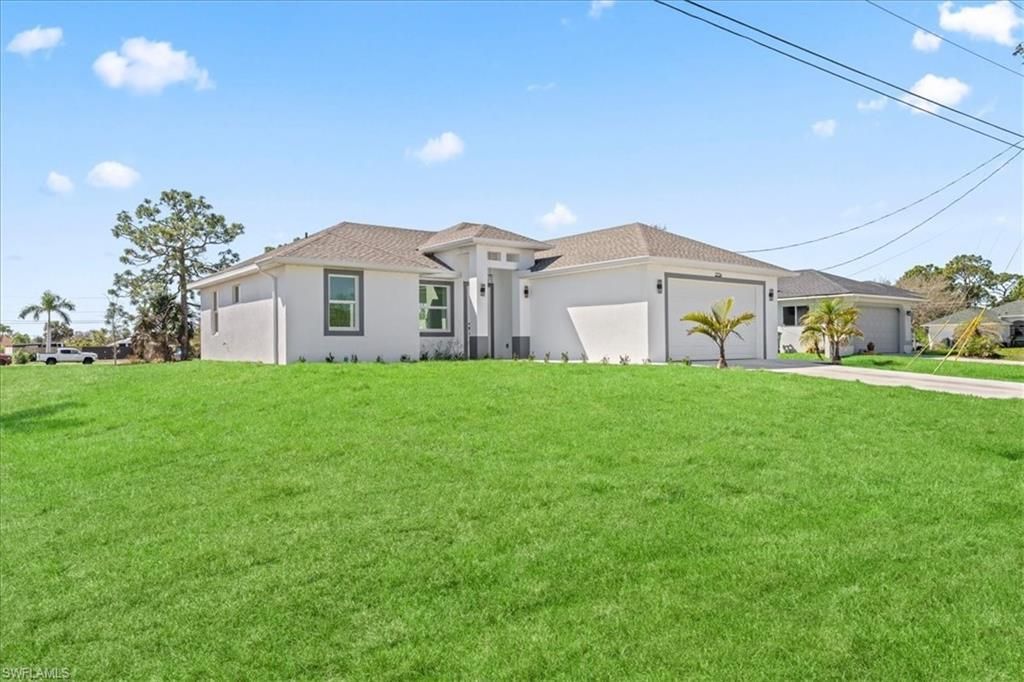 2724 NW 21st St, Cape Coral, FL 33993 Photo