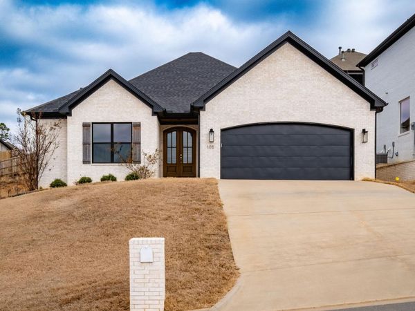 105 Keystone Lane, Maumelle, AR 72113