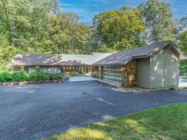 5455 E James Road, Bloomington, IN 47408