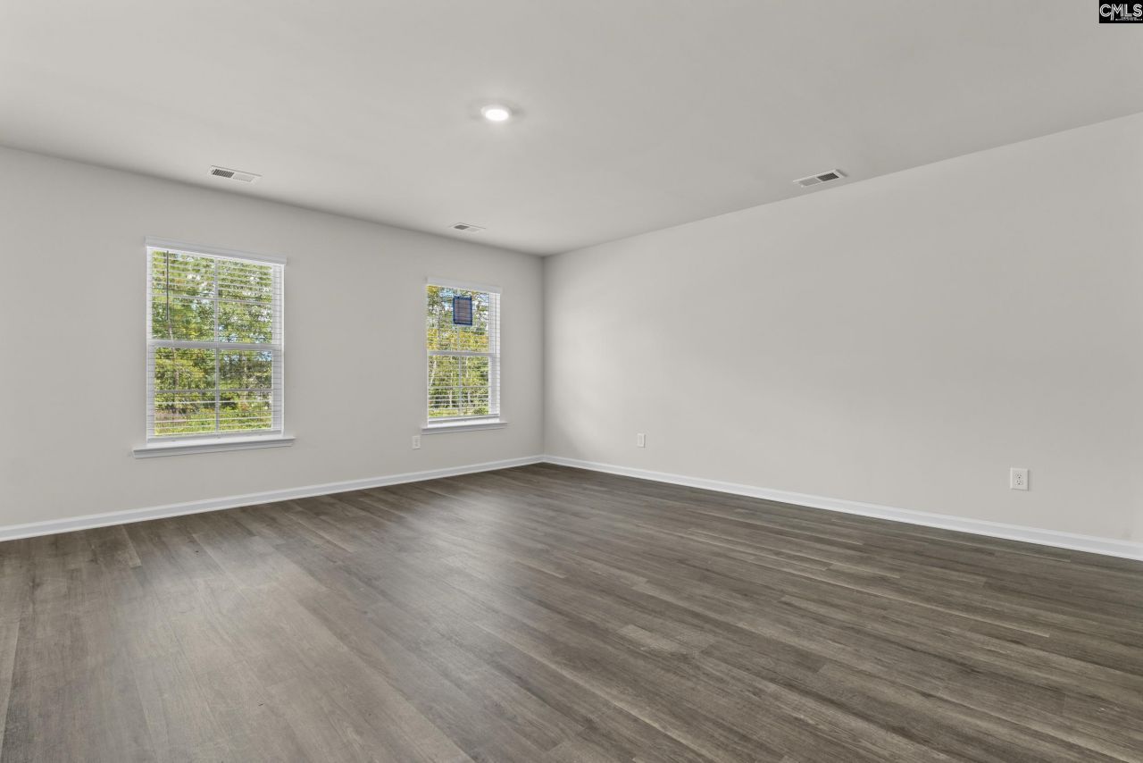 520 Corkscrew Lane Photo 10