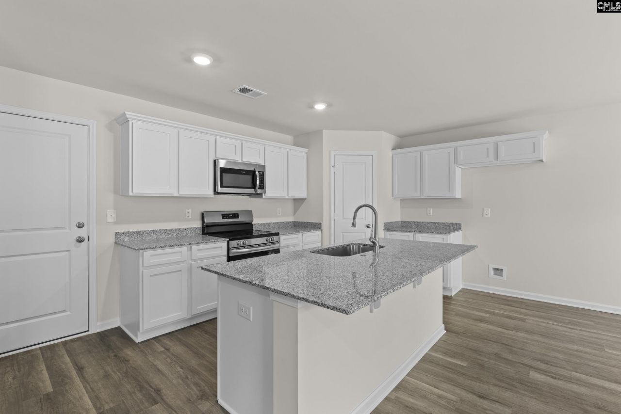 520 Corkscrew Lane Photo 11