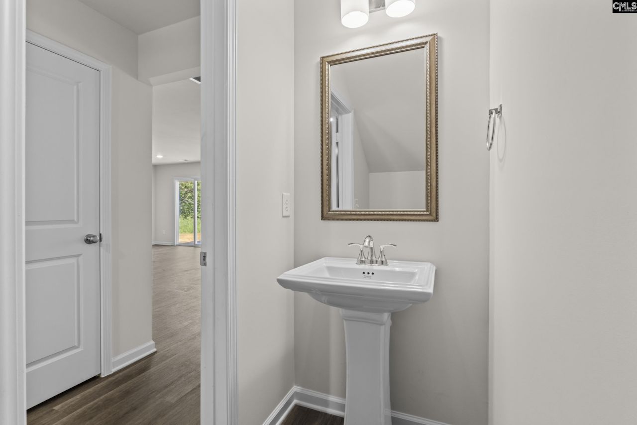 520 Corkscrew Lane Photo 12