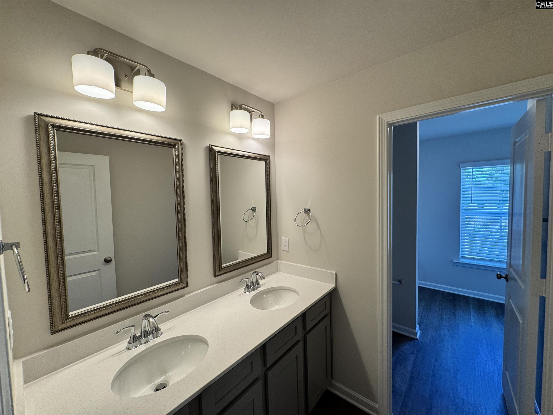 520 Corkscrew Lane Photo 13