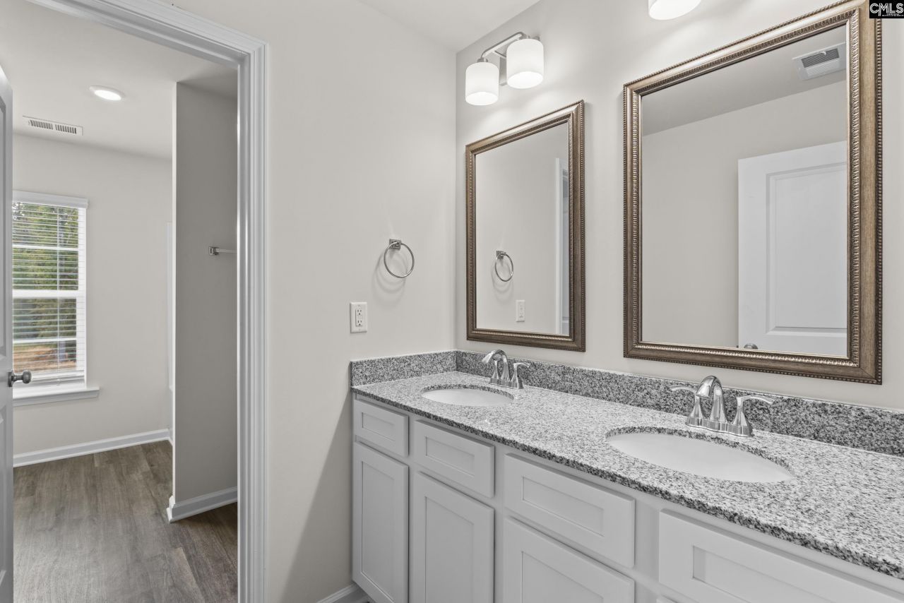 520 Corkscrew Lane Photo 26