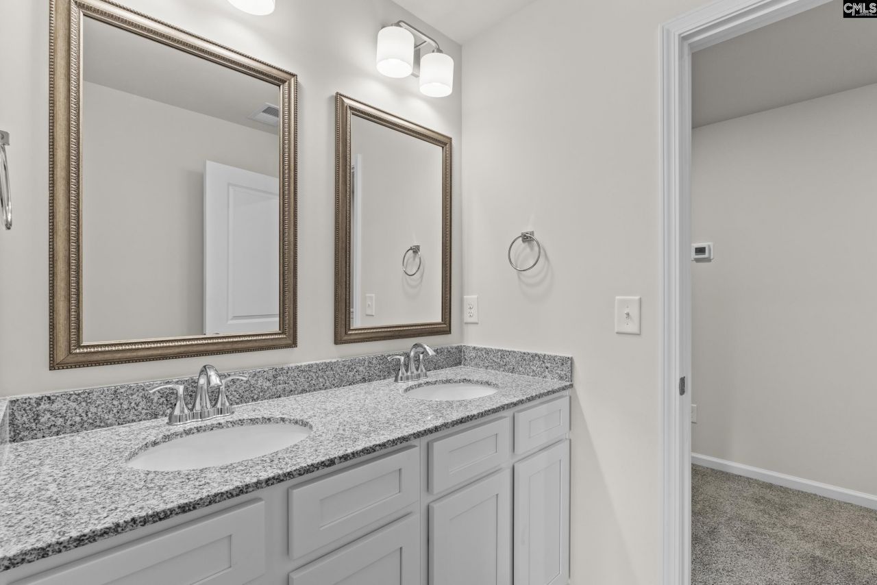 520 Corkscrew Lane Photo 28