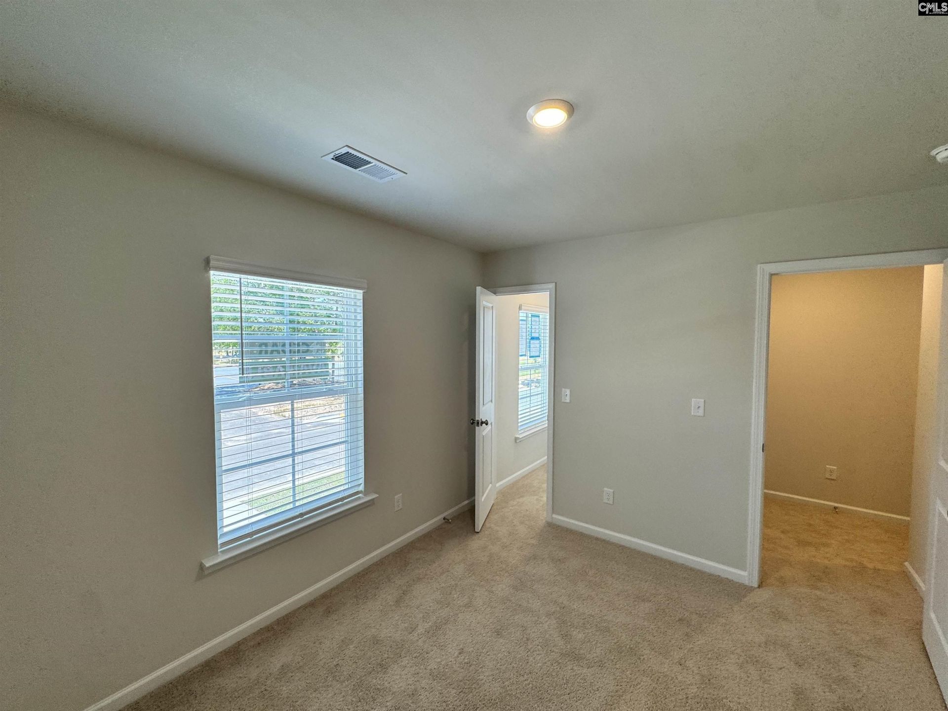 520 Corkscrew Lane Photo 29