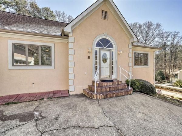 1522 Catherine Court, Suwanee, GA 30024