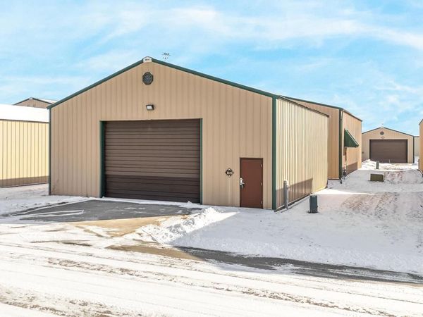 1094 FERNANDO DRIVE #B-19, Hobart, WI 54155