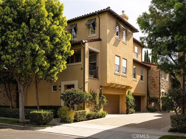 215 Lonetree, Irvine, CA 92603