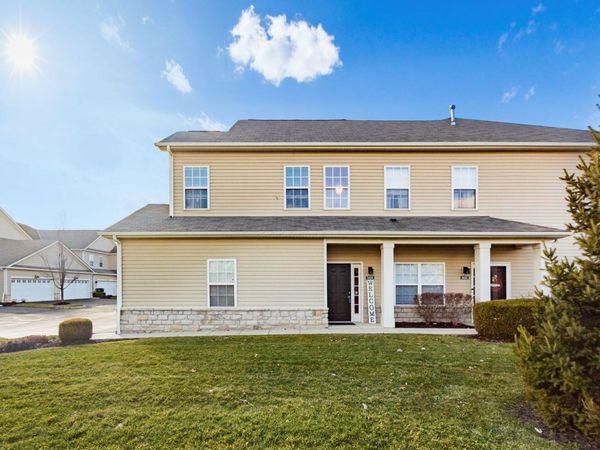 1426 Carylake Circle, Columbus, OH 43240