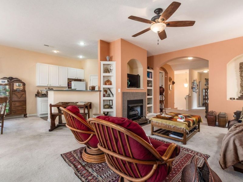 1426 Carylake Circle, Columbus, OH 43240 Photo 7