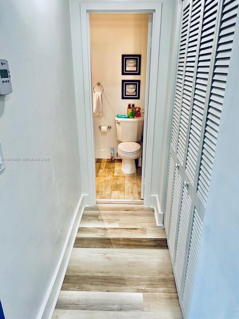 13499 Biscayne Blvd, Unit PH1705, North Miami, FL 33181 Photo