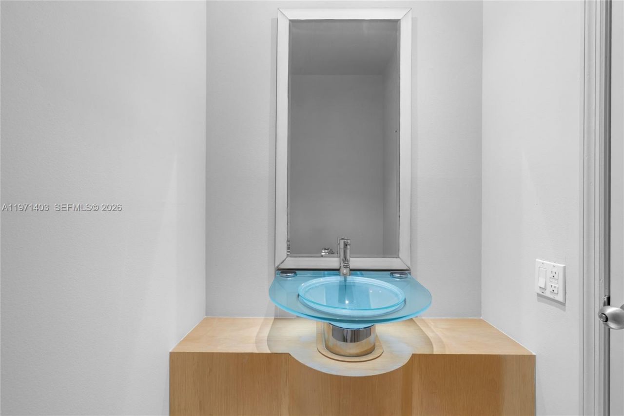 888 Brickell Key Dr, Unit 408, Miami, FL 33131 Photo