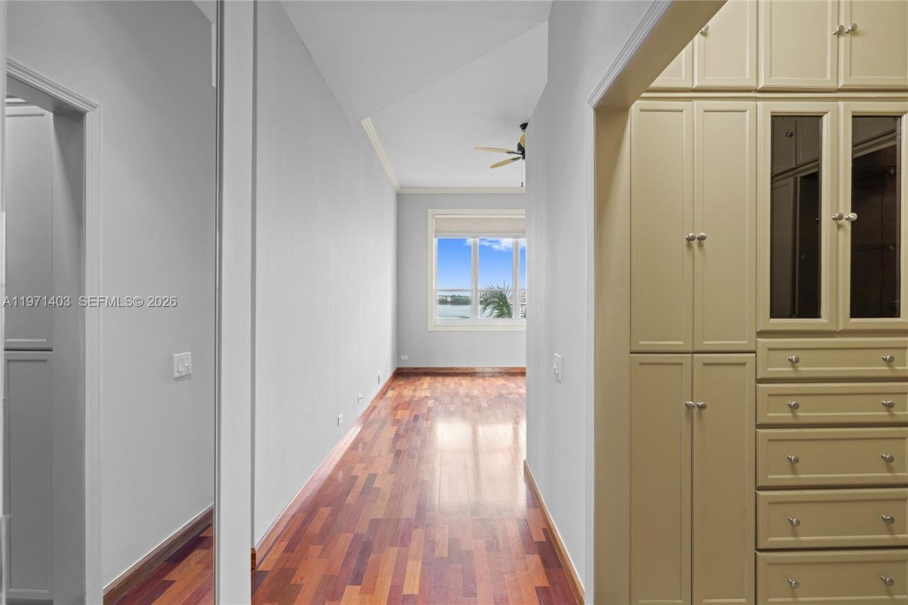 888 Brickell Key Dr, Unit 408, Miami, FL 33131 Photo