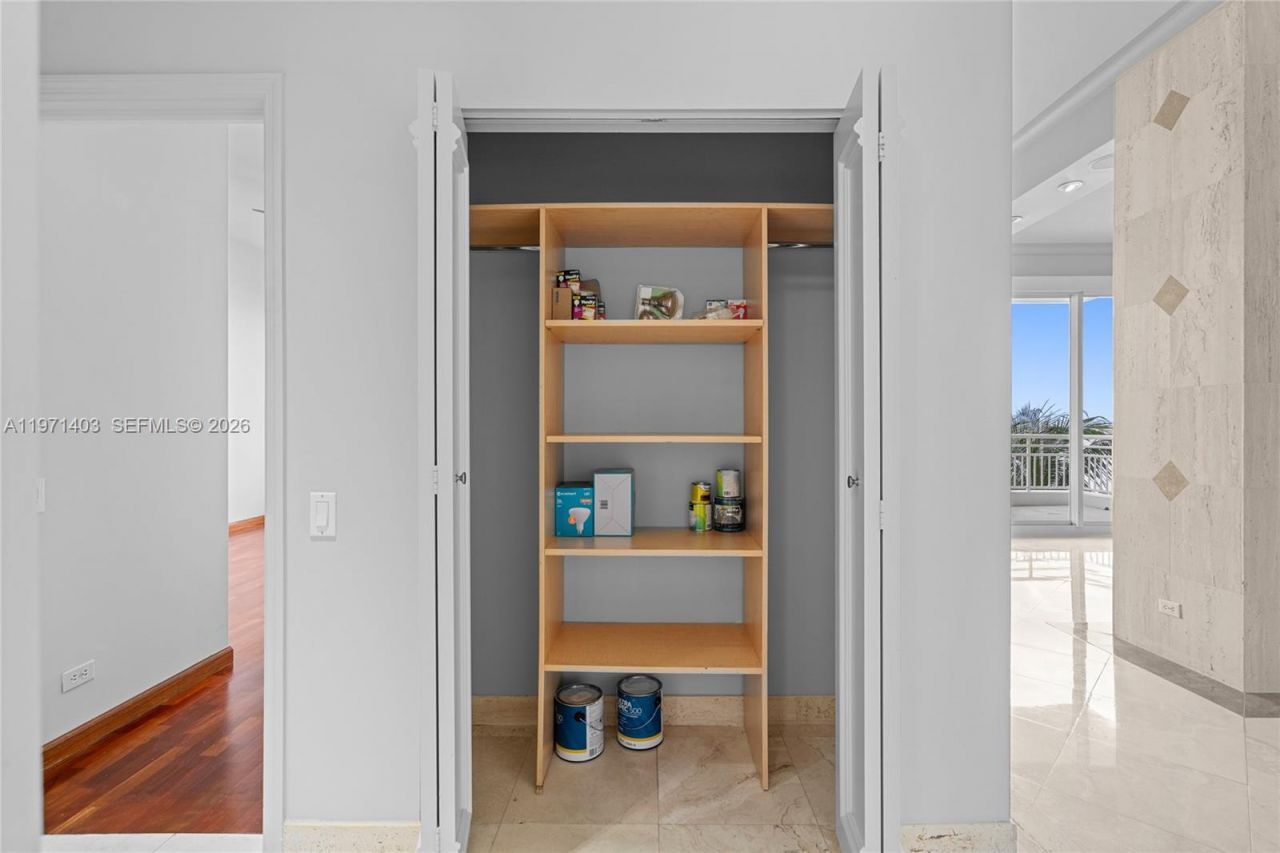 888 Brickell Key Dr, Unit 408, Miami, FL 33131 Photo