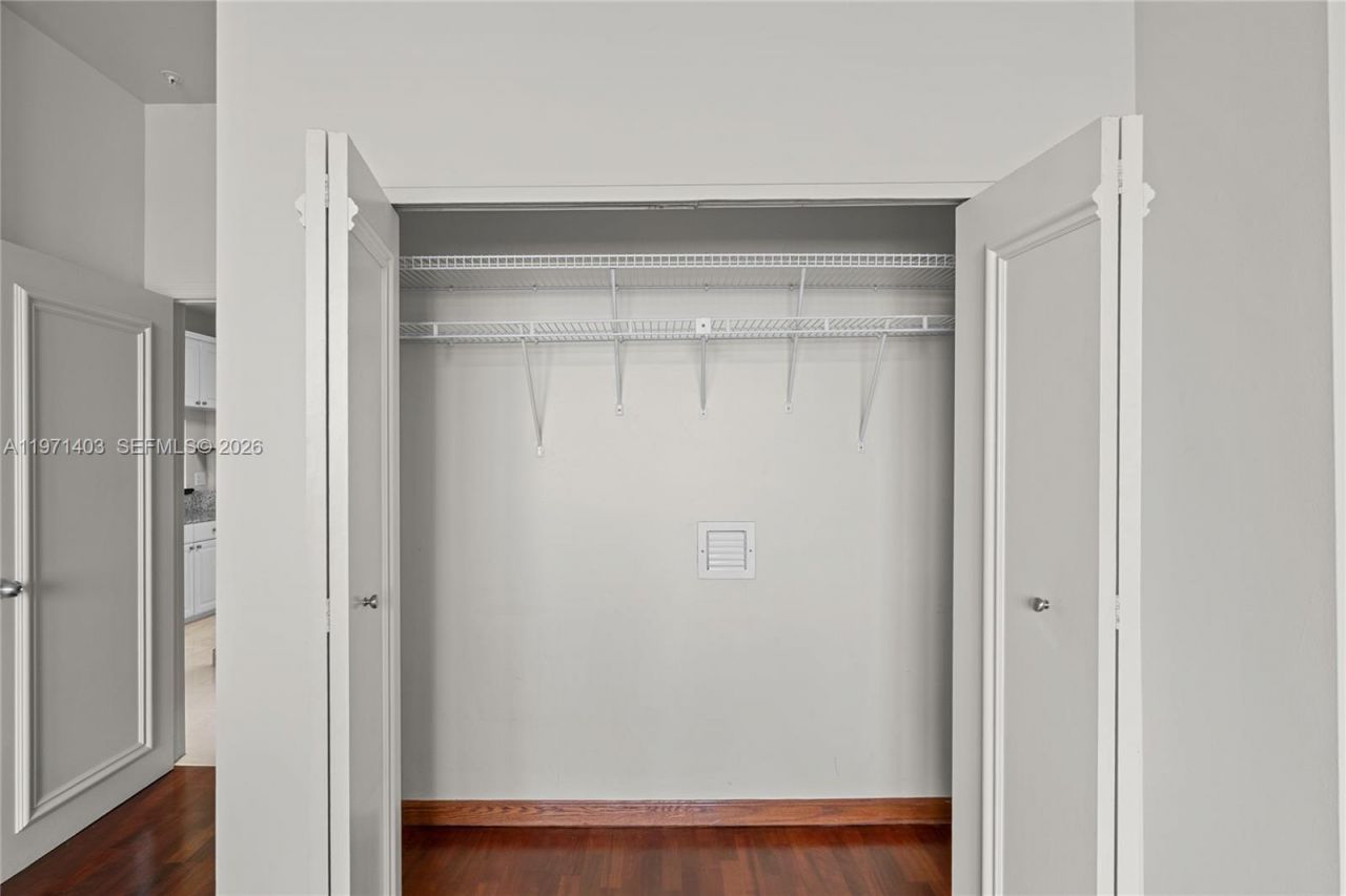 888 Brickell Key Dr, Unit 408, Miami, FL 33131 Photo