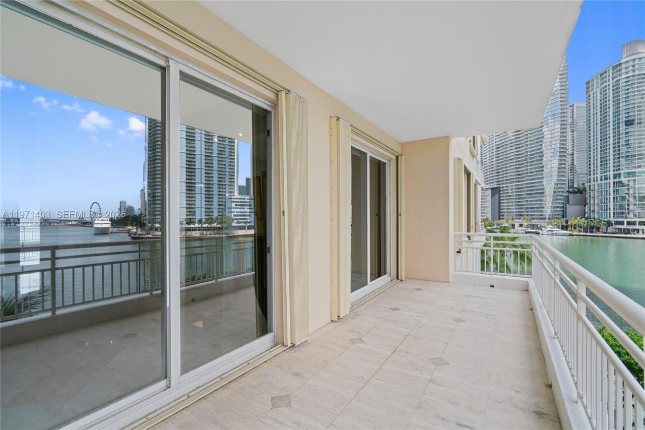 888 Brickell Key Dr, Unit 408, Miami, FL 33131 Photo