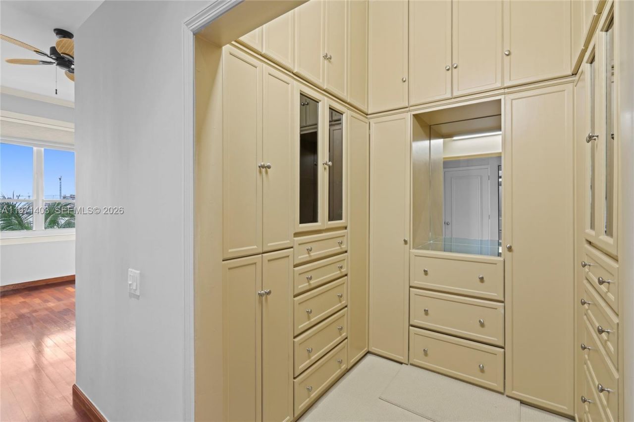 888 Brickell Key Dr, Unit 408, Miami, FL 33131 Photo