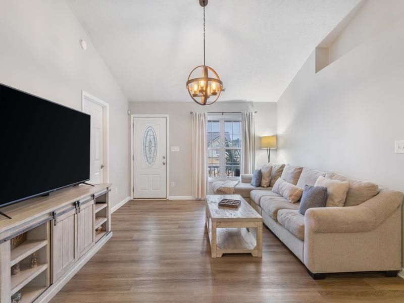 101 Peninsula Ct.  Photo 11