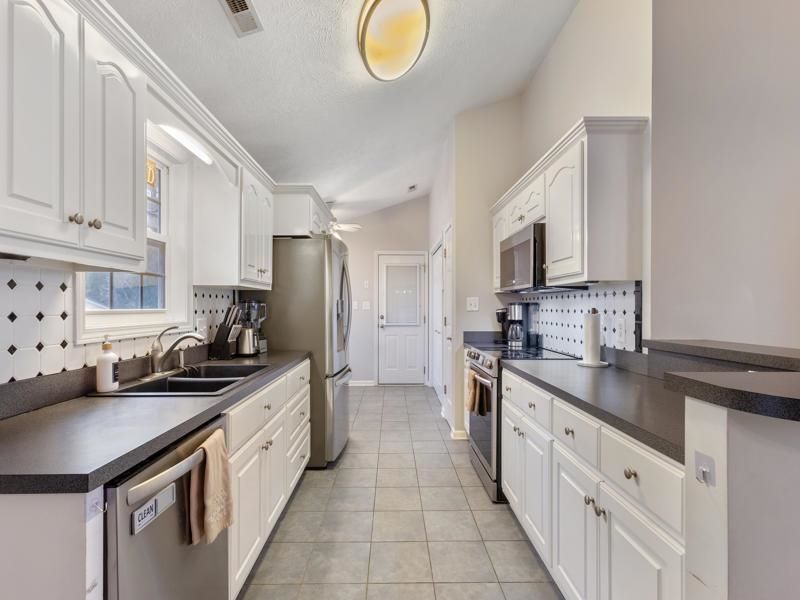 101 Peninsula Ct.  Photo 14