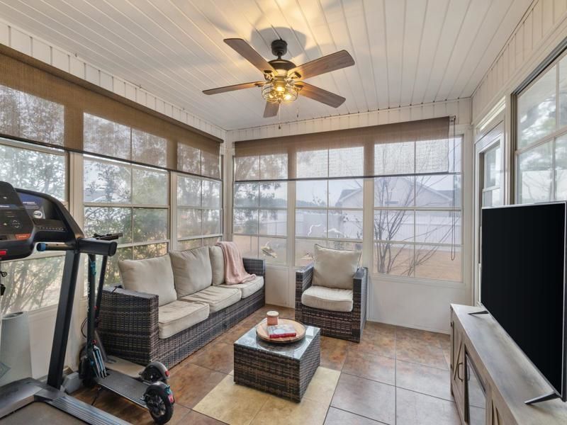 101 Peninsula Ct.  Photo 29