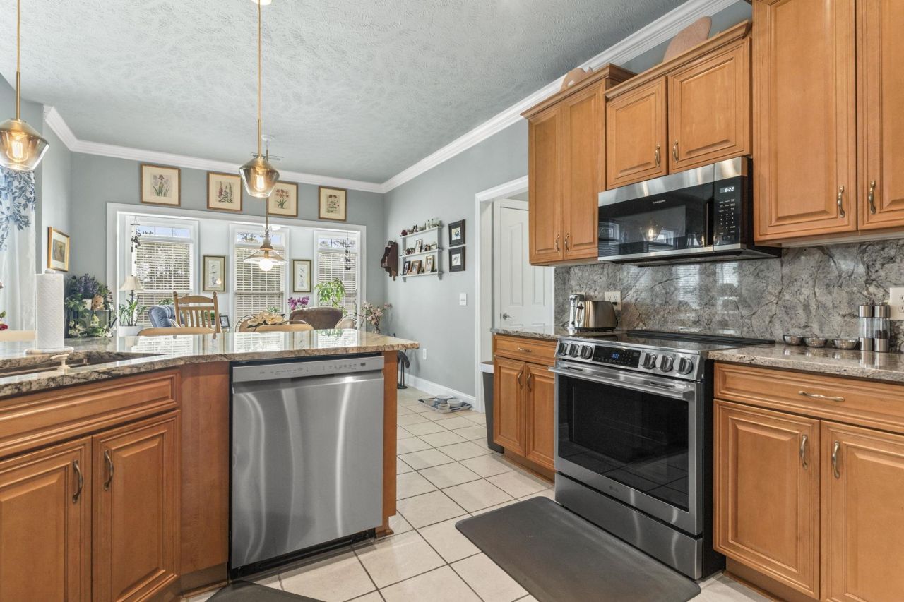 361 Green Creek Bay Circle Photo 12