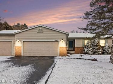 32468 W 10 Mile Road, Farmington Hills, MI 48336