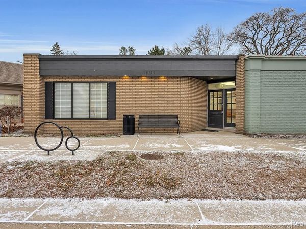 18120 MACK Avenue , Grosse Pointe, MI 48230