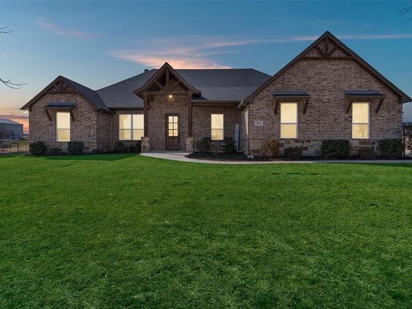 2037 Pinnell Prairie, Weatherford, TX 76088