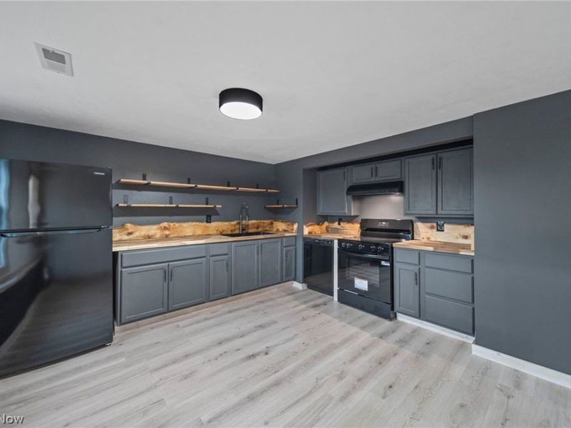 3805 Botson Lane, Cambridge, OH 43725 Photo 22