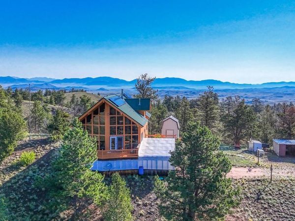 741 Wolfe Road , Hartsel, CO 80449