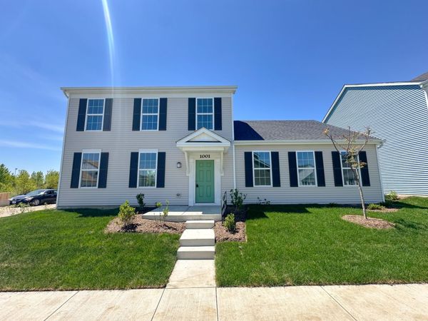 1001 Celebration Drive, Aurora, IL 60504