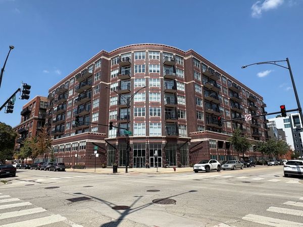 1000 W Adams Street , Unit 614, Chicago, IL 60607