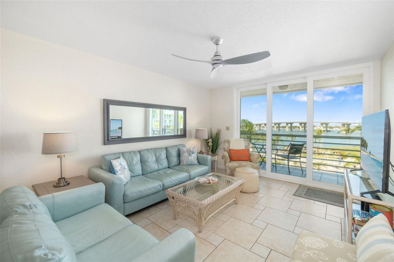 6061 Bahia Del Mar Circle, Unit 442, Saint Petersburg, FL 33715 Photo