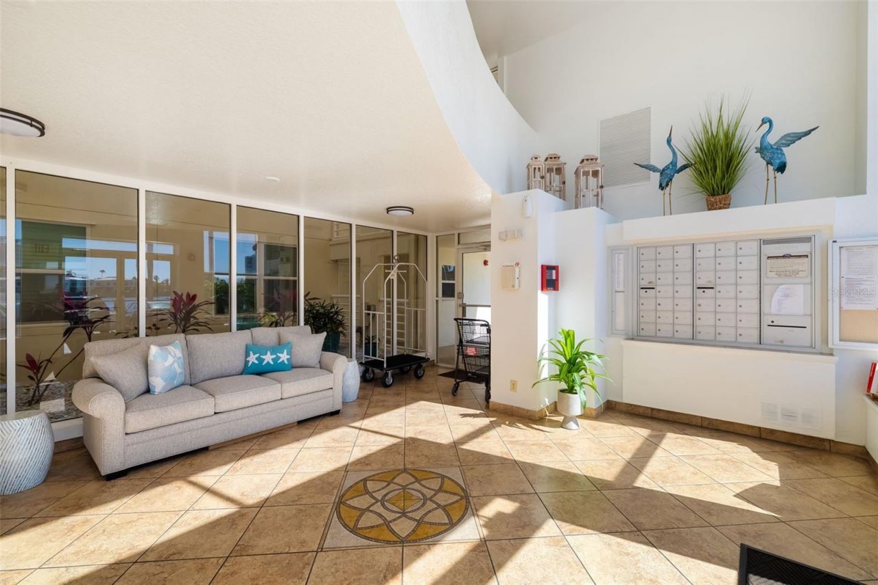 6061 Bahia Del Mar Circle, Unit 442, Saint Petersburg, FL 33715 Photo