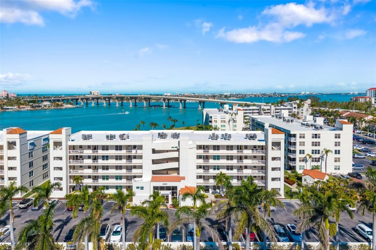 6061 Bahia Del Mar Circle, Unit 442, Saint Petersburg, FL 33715 Photo