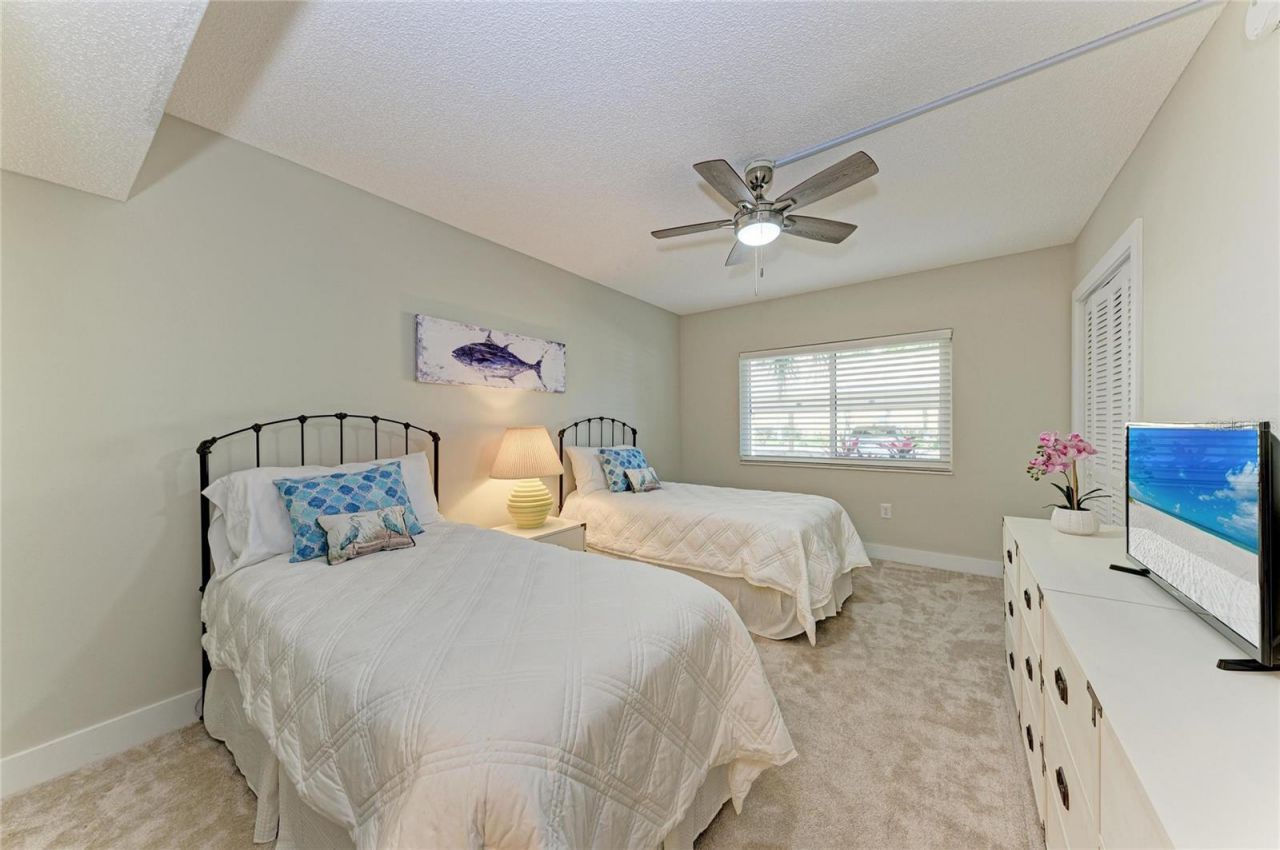 4835 Gulf Of Mexico Drive, Unit 105, Longboat Key, FL 34228 Photo