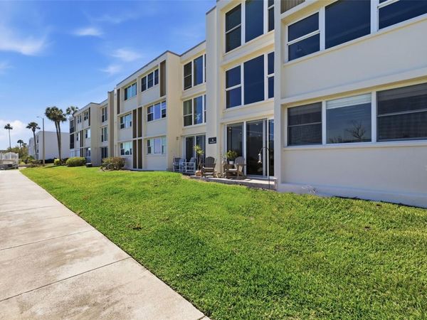 7465 BAY ISLAND DRIVE S, Unit 115, SOUTH PASADENA, FL 33707