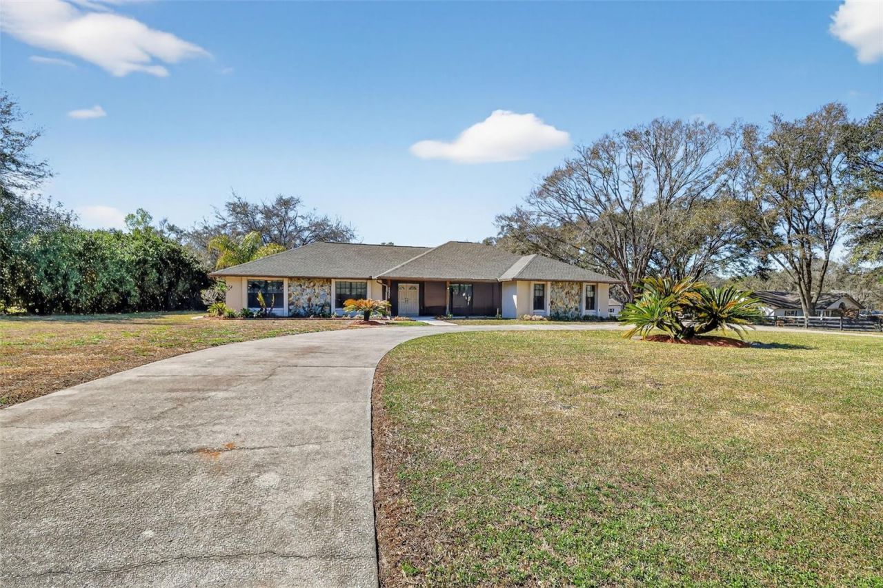 32239 Wolf Branch Lane, Sorrento, FL 32776 Photo