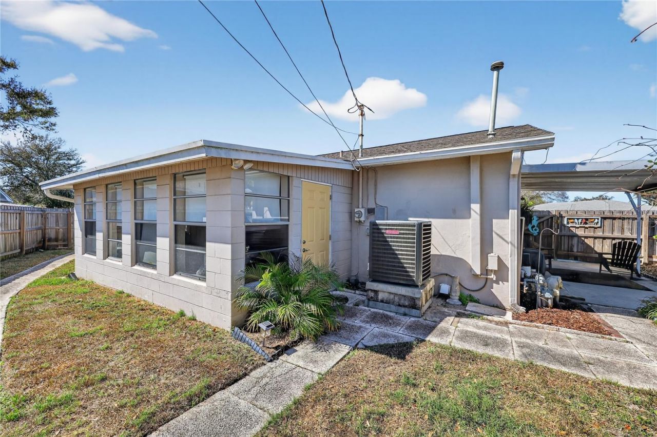 6194 28th Avenue N, Saint Petersburg, FL 33710 Photo