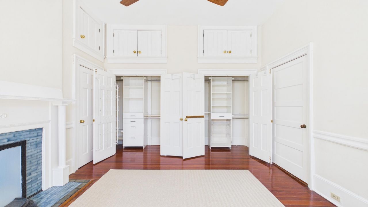 52 S Battery Photo 12